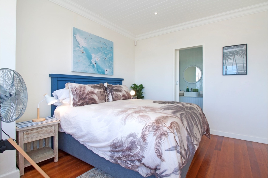 2 Bedroom Property for Sale in Fish Hoek Western Cape
